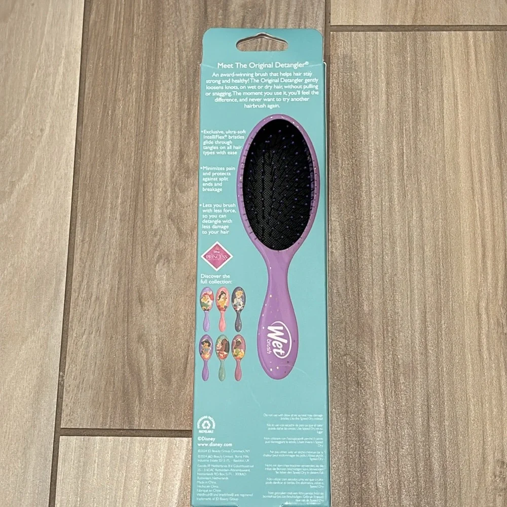 Disney jasmine detangler